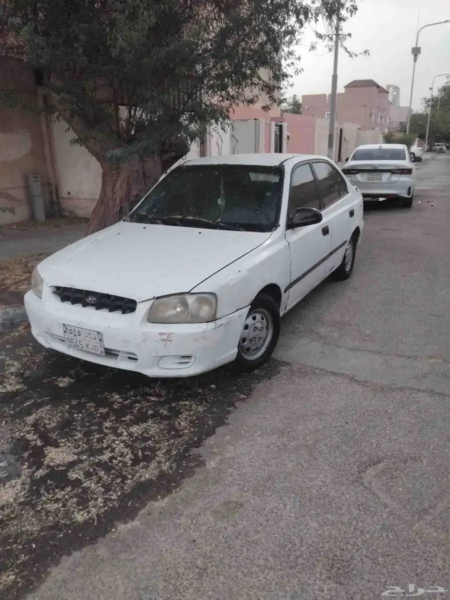 اكسنت 2001 2