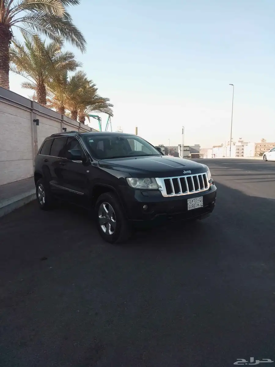 جيب شروكي2013 1