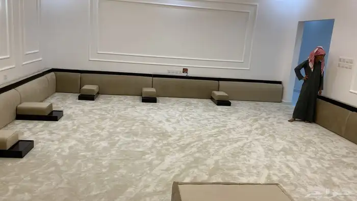 تنجيد وتفصيل كنب ومجالس عربيه مساند ستائر 9