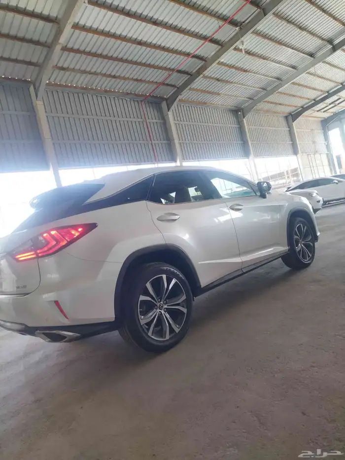 2017 لكزس RX350 6
