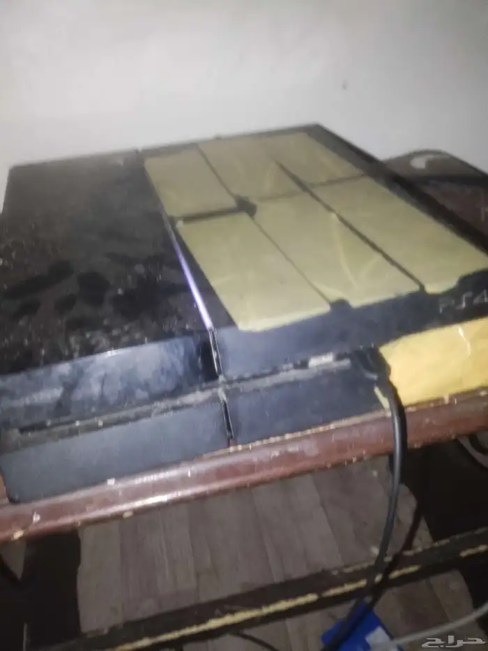 بلاي ستيشن 4 مفكوك مع يد واحده الحج 300 ريال 2