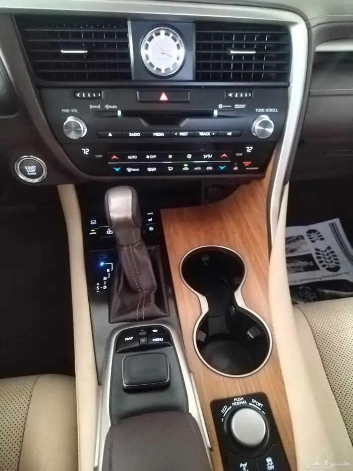 2017 لكزس RX350 26