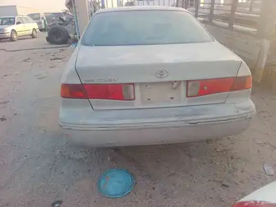 تويوتا كامري 2002 للبيع قطع غيار فقط تشاليح الدمام 3