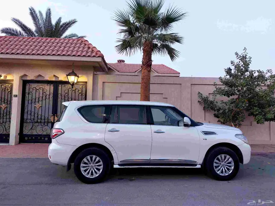 نيسان باترول 2014 320 8V SE1 6