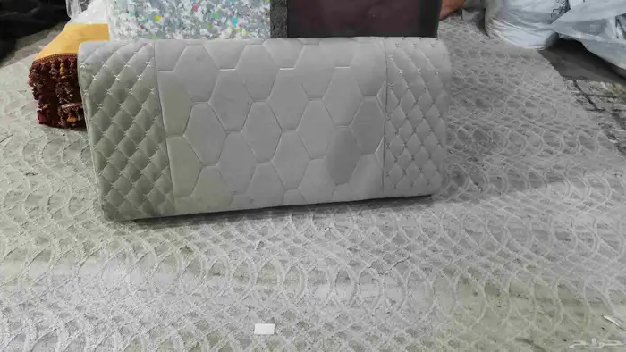 تنجيد وتفصيل كنب ومجالس عربيه مساند ستائر 15