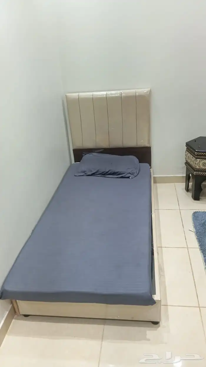 2 سرير ودولاب الموقع الرمال شارع علي البجادي السوم 550 0
