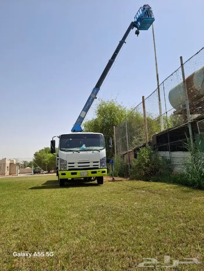 رافعات شوكيه ومقصيه ويدويه كرنات سطحات تور لايت 1