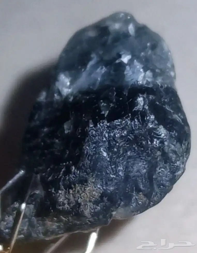 خام ألماس أزرق طبيعي.Natural blue diamond raw material 1