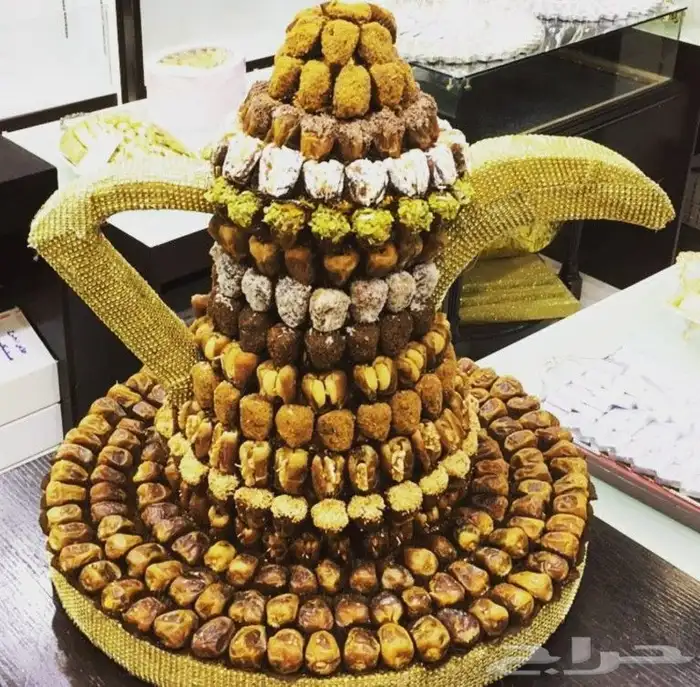 فلين تمور فلين حلويات تشكيلة التمور فلين 9