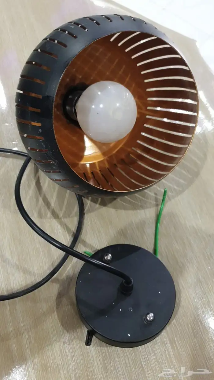 مصباح معلق .. استعمال نظيف .. مخفض السعر قابل للتفاوض 0