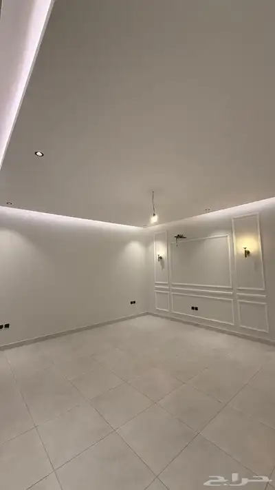 شقة للايجار مكونه من 5 غرف حي الريان جديده 3