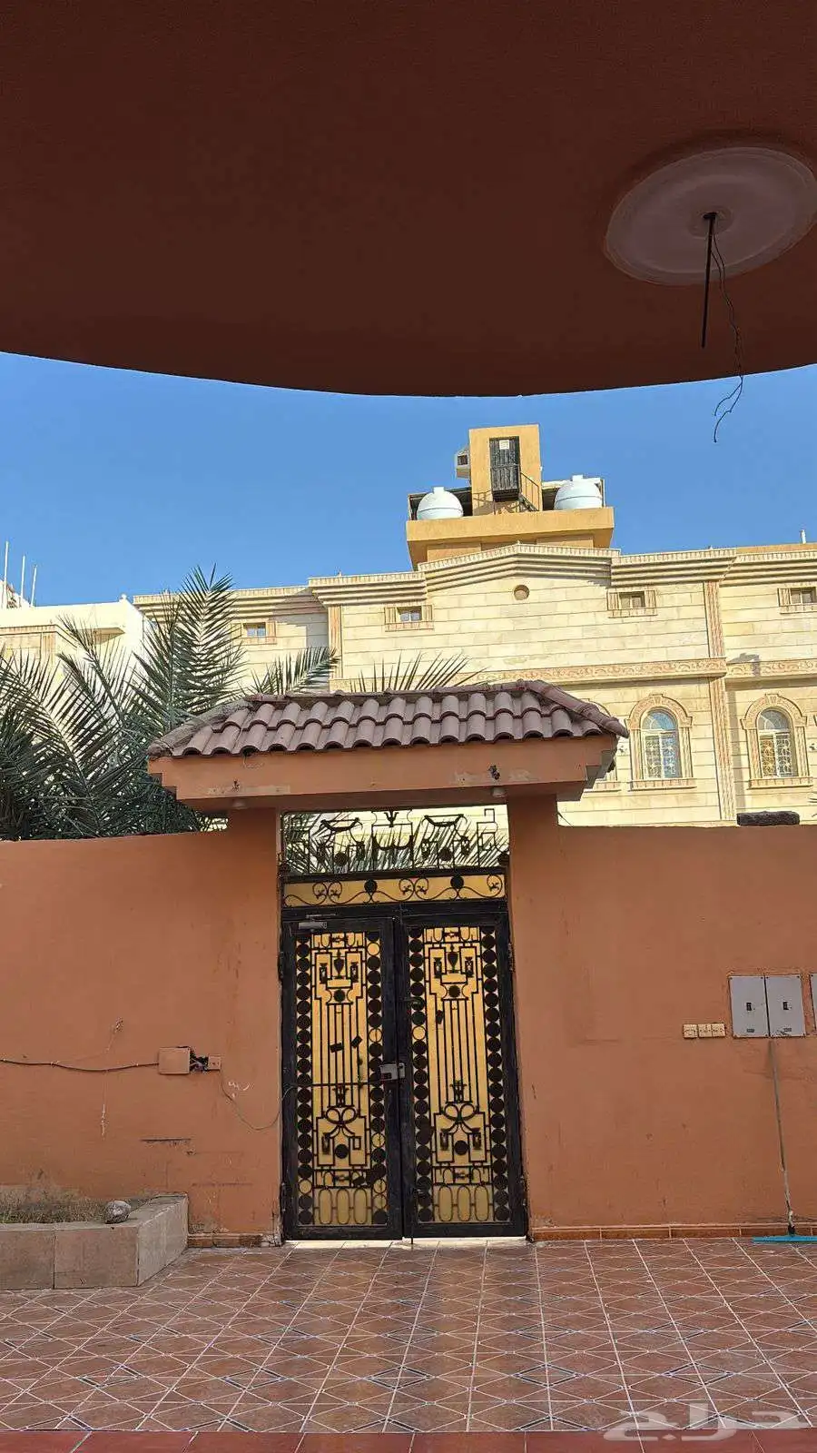 فيلا بنظام عمارة شقق 3