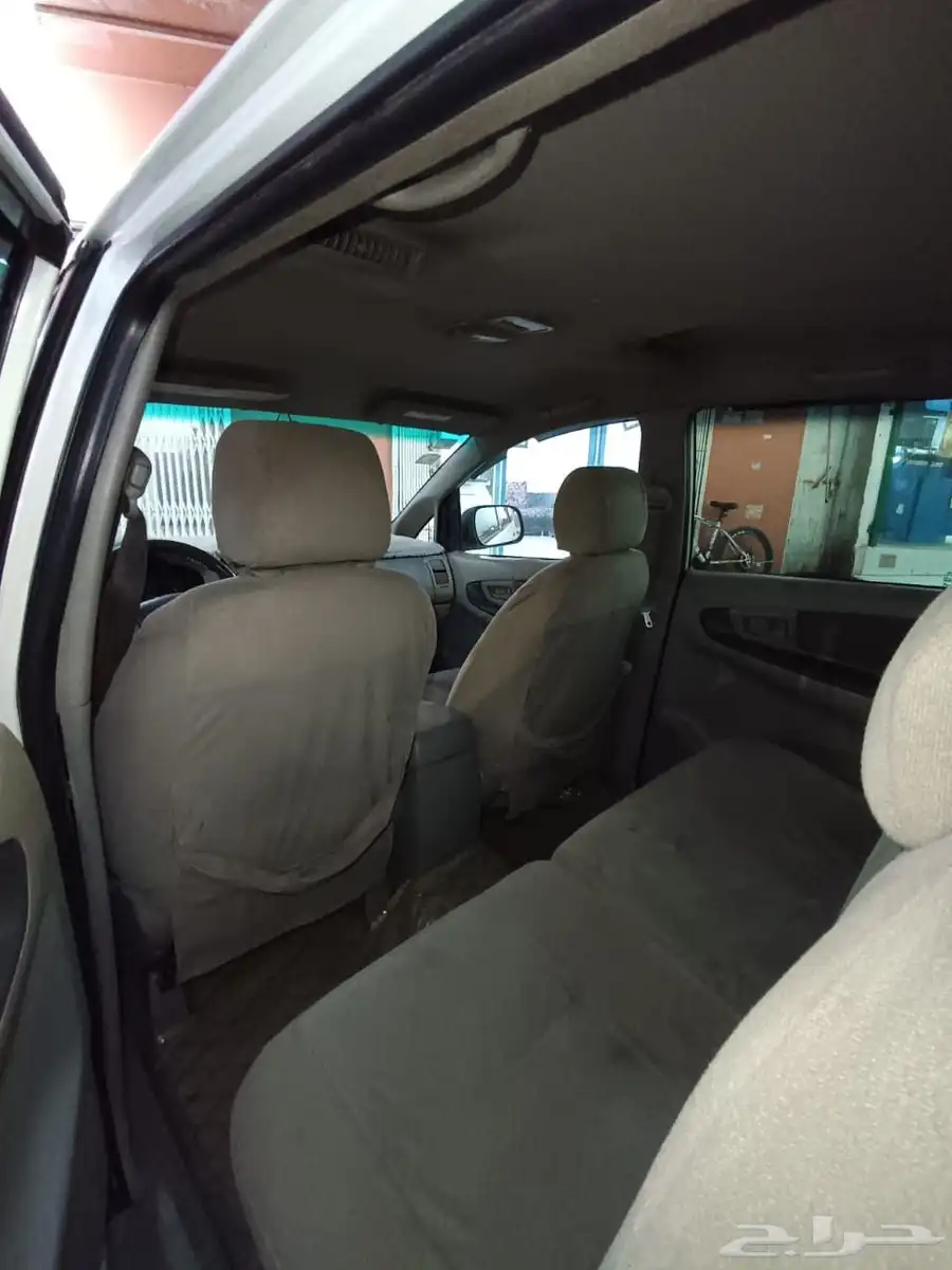 TOYOTA INNOVA 2012 8