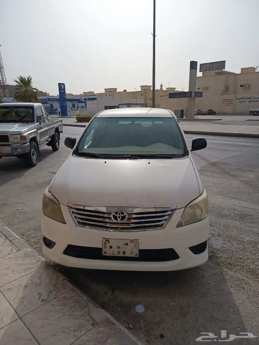 TOYOTA INNOVA 2012 2
