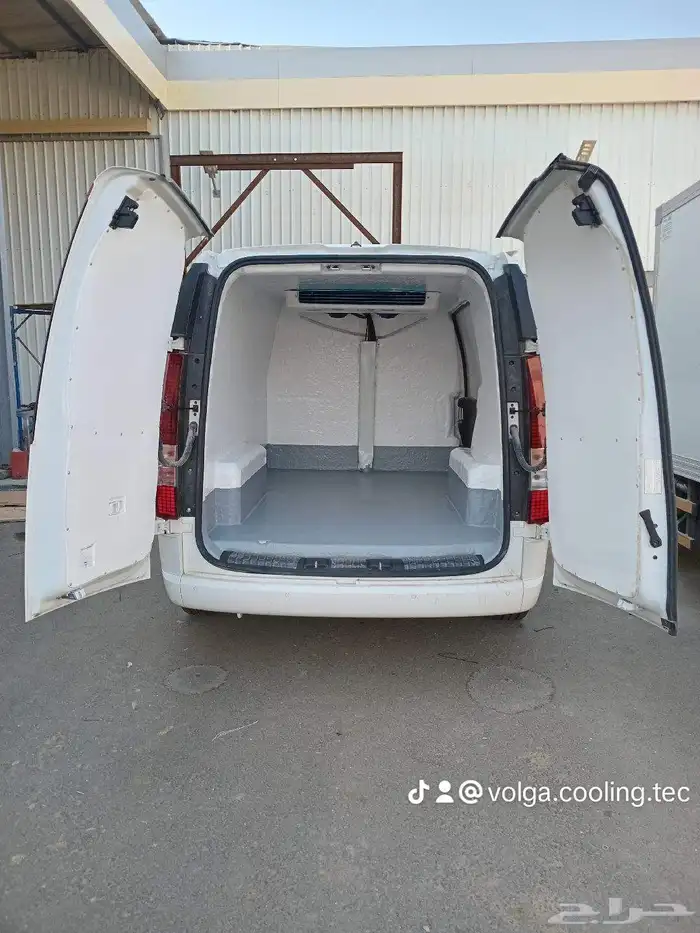 صناديق التبريد والتجميد للسيارات والشاحنات والف 11