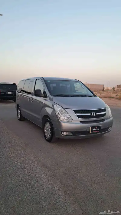هونداي H1 موديل 2015عداد322الف ديزل 2