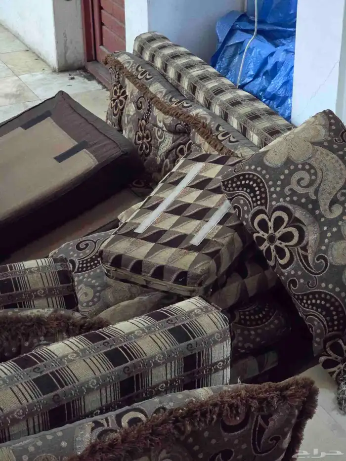 بيعة مستعجلة طقم كنب ارضي 2