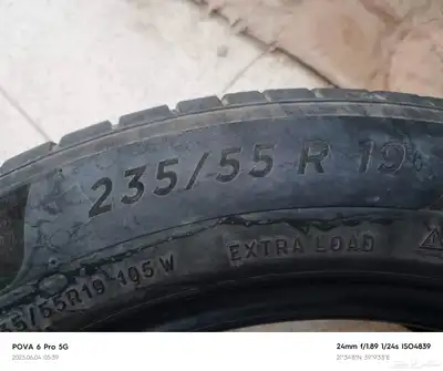 ثلاث كفرات مقاس 235 55 19 مستخدمة 1