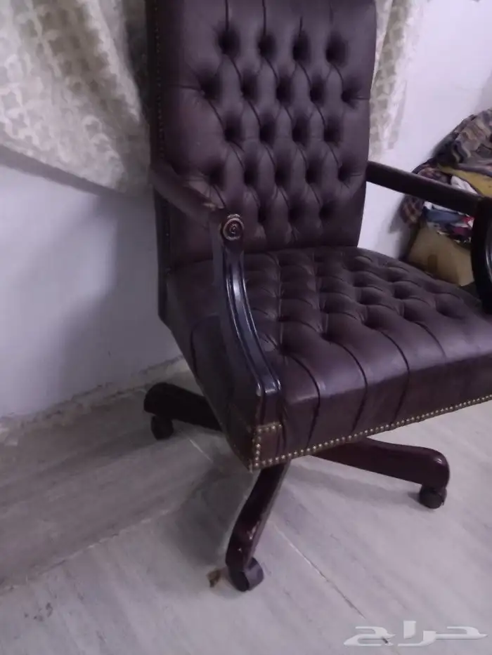 كرسي مكتبي 8