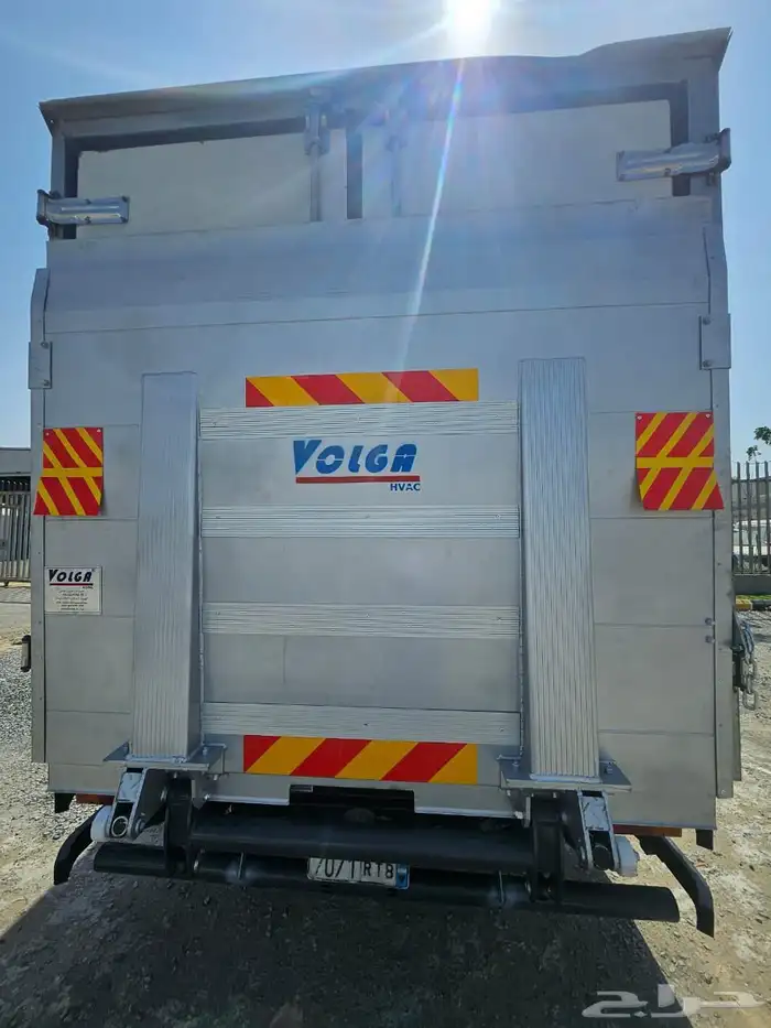 صناديق التبريد والتجميد للسيارات والشاحنات والف 9