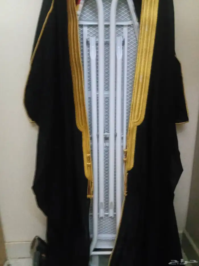 بشت للبيع مشلح للبيع بشت استخدام مرة وحدة لبسته وقت الزواج 5