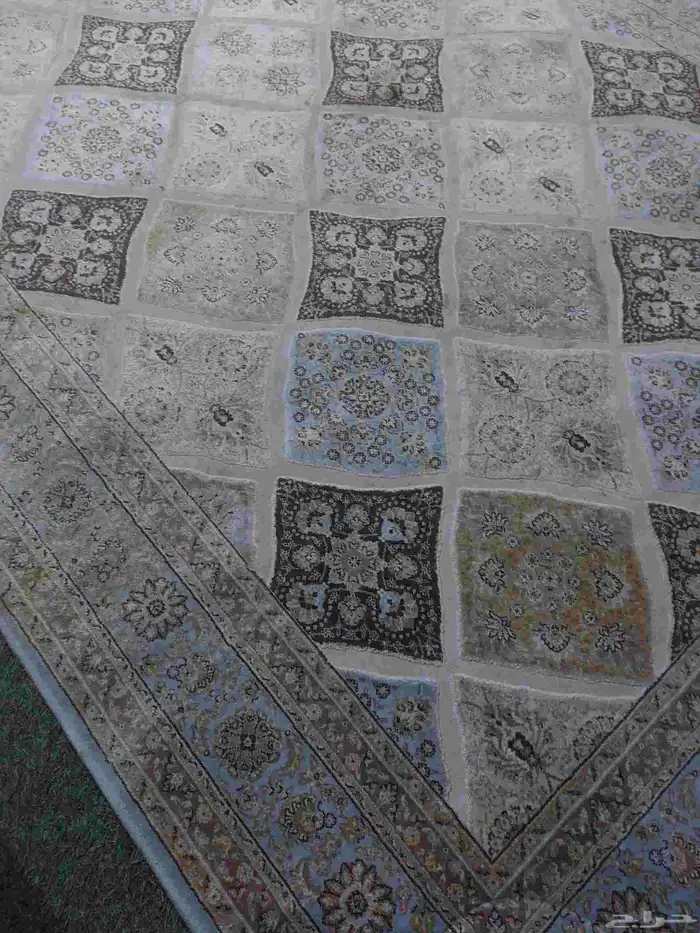 للبيع سجاد 3في 2 حرير 2