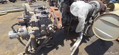للبيع مكاين وطرمبات بوكلينات هيتاشي حجم الكبير 13