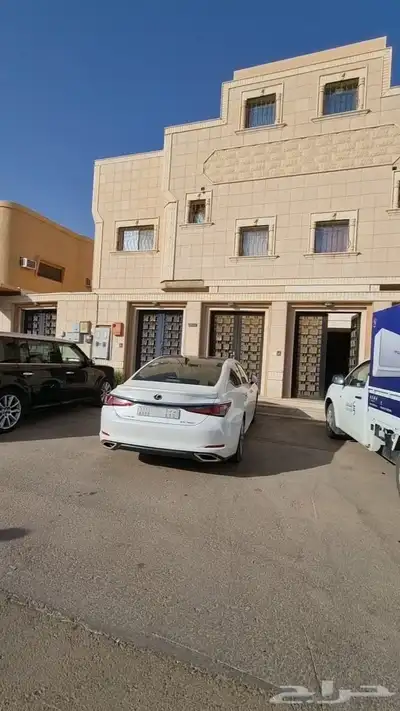 للبيع شقة 4 غرف بحي الفايزية 0
