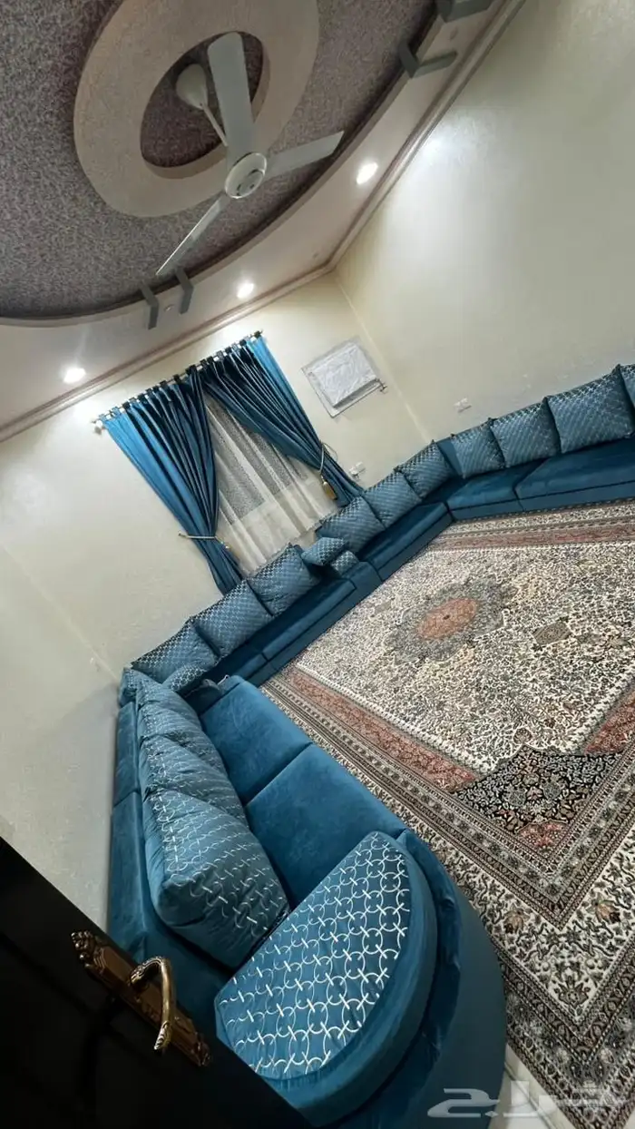 كنب ارضي مودرن 3