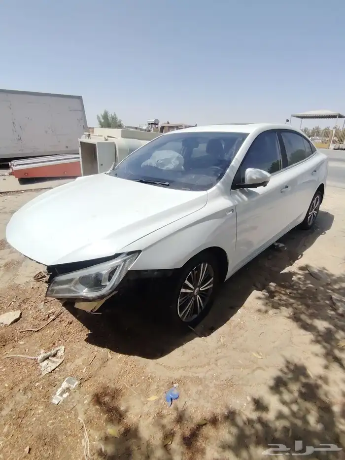 ام جي فايف MG 5 2021 تشليح قطع غيار فقط يوجد لدينا شحن 4