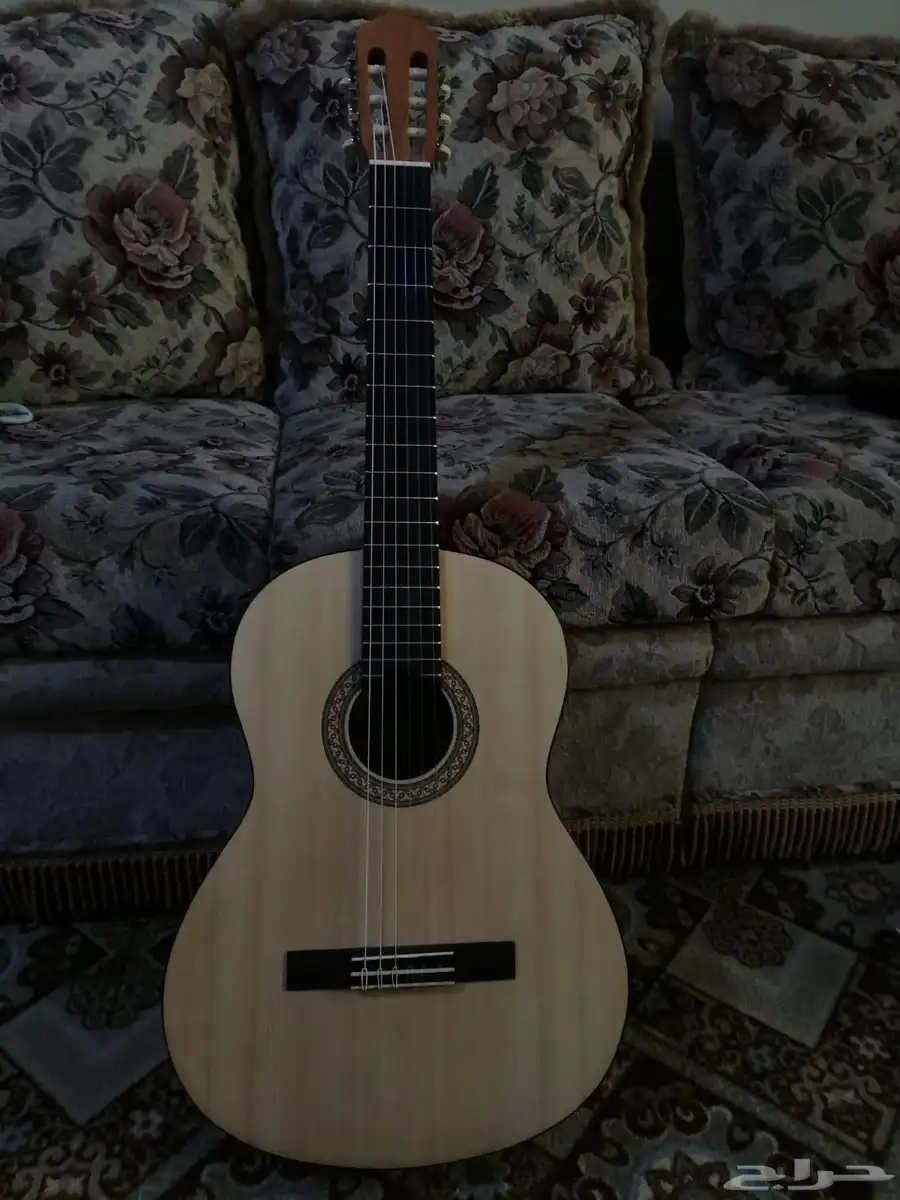 Yamaha guitar 1