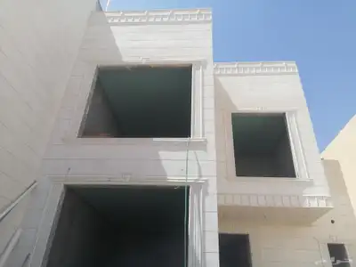 لياسة ملونة. بديل الحجر 10
