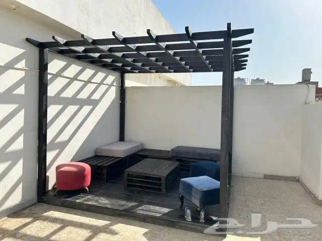 تفصيل مظله و كراسي و بديل خشب و عشب صناعي كل 23