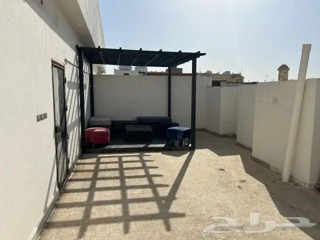 تفصيل مظله و كراسي و بديل خشب و عشب صناعي كل 24