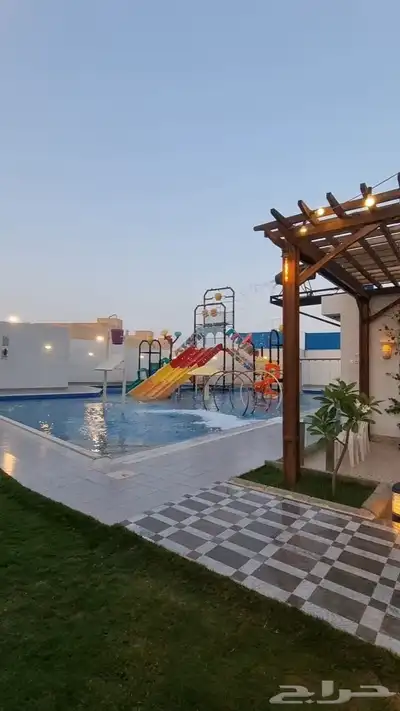 للبيع شاليه دخله 170 الف بالسنه 3