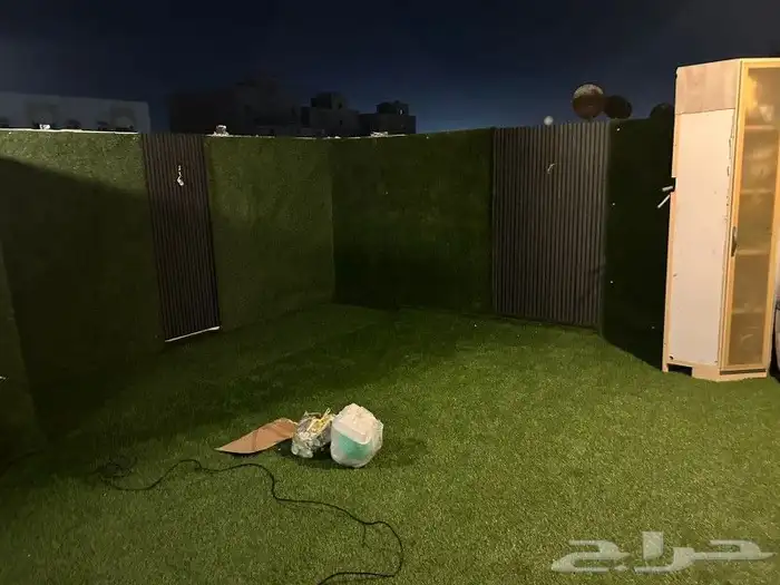 تفصيل مظله و كراسي و بديل خشب و عشب صناعي كل 15