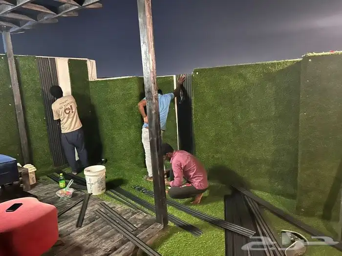 تفصيل مظله و كراسي و بديل خشب و عشب صناعي كل 9