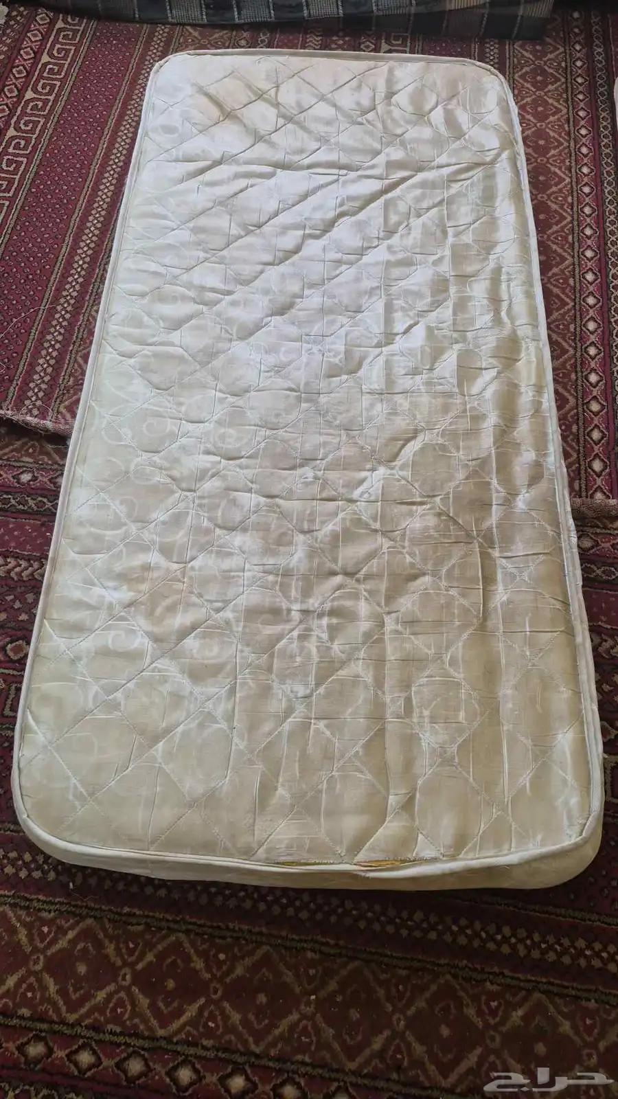 مراتب للبيع   اثنين مراتب طبيه  اثنين سوسته و واحد صغير 1