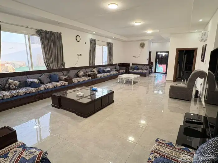 استراحة للايجار مقابل برج جدة قريب البحر(ابحر الشمالية)تمارا 25