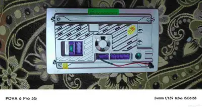 شاشة كيا اوبتيما 2015 1