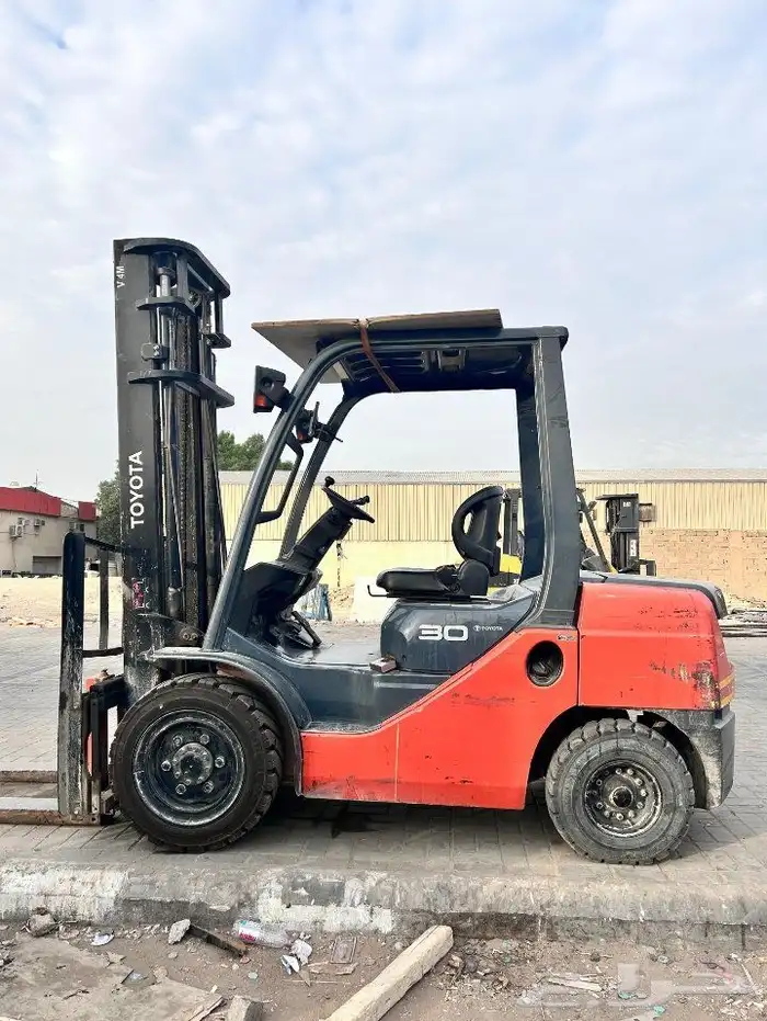 رافعات كهربائية وشوكيه حفار مني تور لايت 1