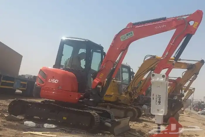 بوكلين صغير 6 طن 3 طن للايجار الشهري واليومي 0