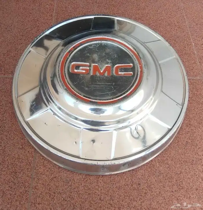 لجميع السيارات طيس وشعارات 49