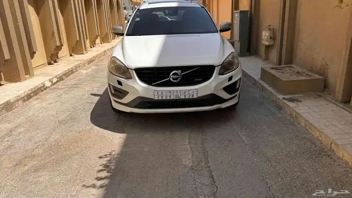 فولفو جيبXC60 2014 R Disign 0