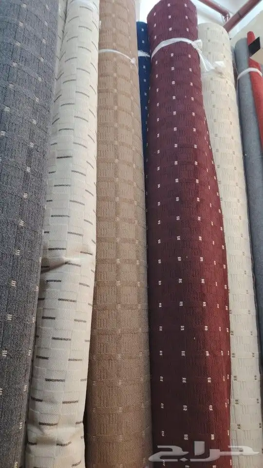 يوجد لدينا جميع انواع الموكيت التركي والحرير والإماراتي 3