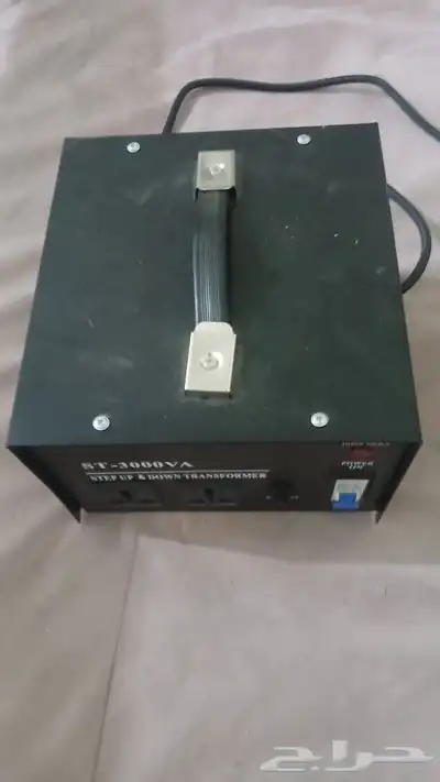 محول كهرباء 3000 واط شبه جديد 1