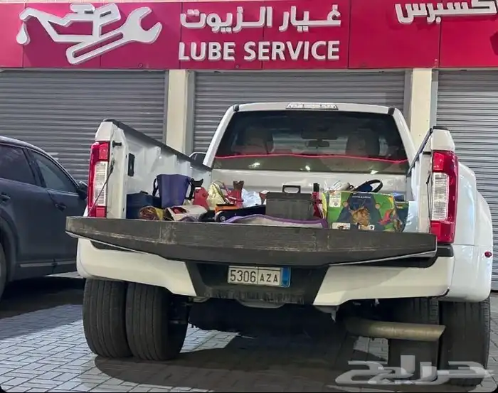 ورشة متنقلة لصيانة السيارات في الموقع 1