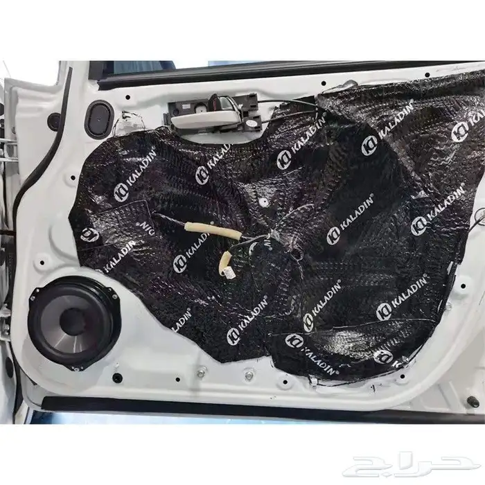 تركيب عازل صوت لبيبان السياره مع تركيب سماعات جي بي 2