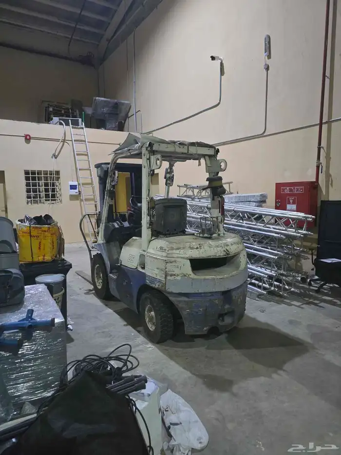 تاجير روافع شوكيه فوركلفت سيزرلفت 7