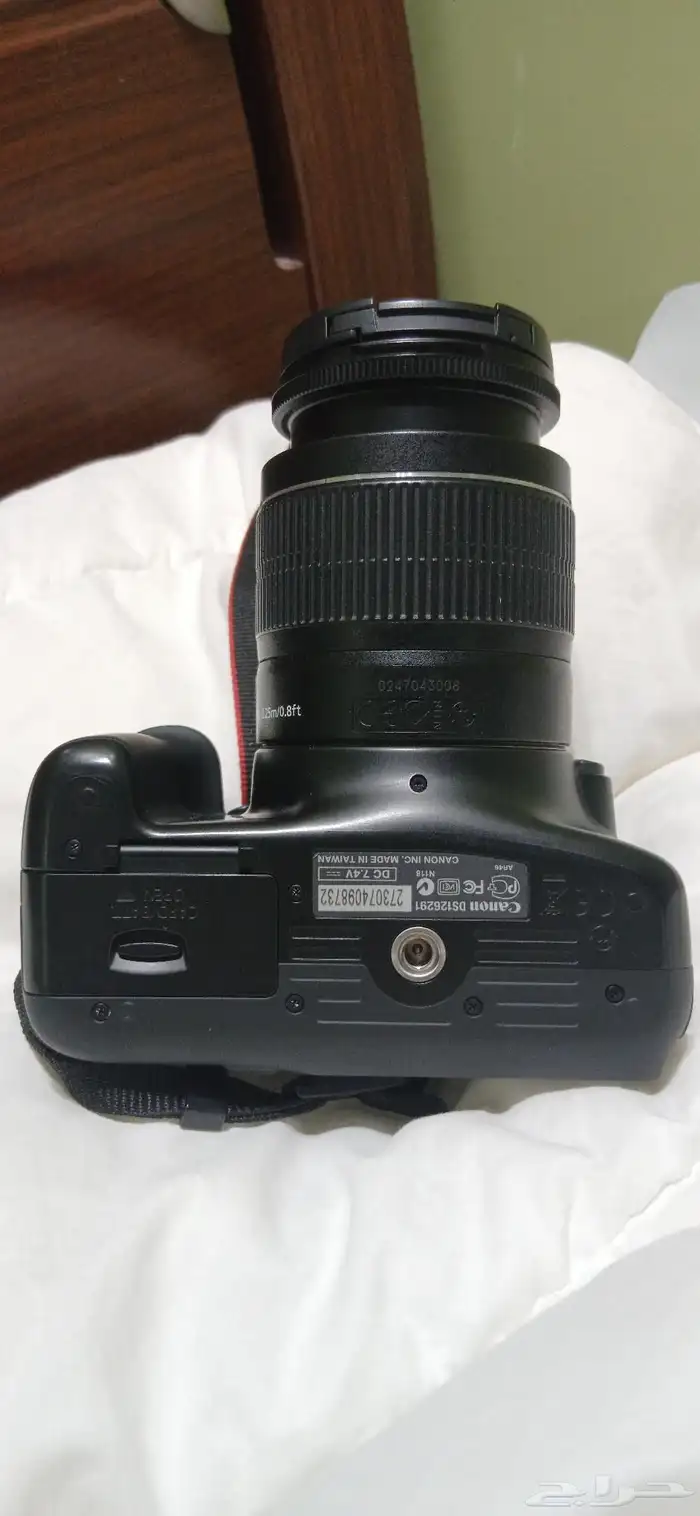 للبيع كانون d1100 شبه جديد 3